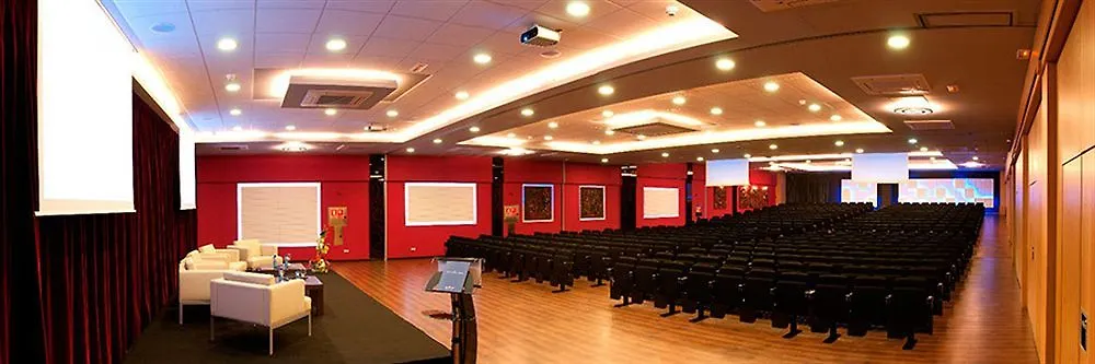 Hotel Evenia Olympic Garden Lloret de Mar 4*,